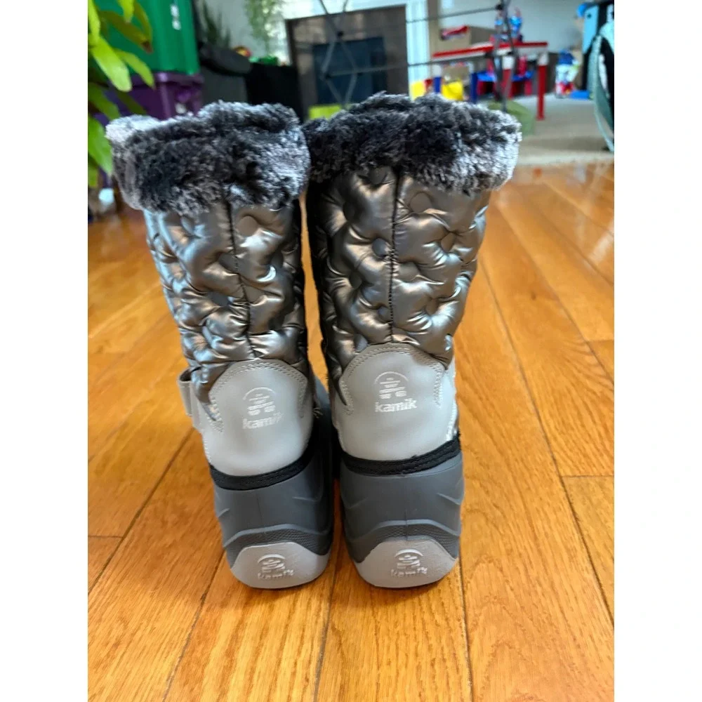 NWOT Kamik Kids Penny3 Snow Boots Silver Grey Waterproof Faux Fur‎ Size  5